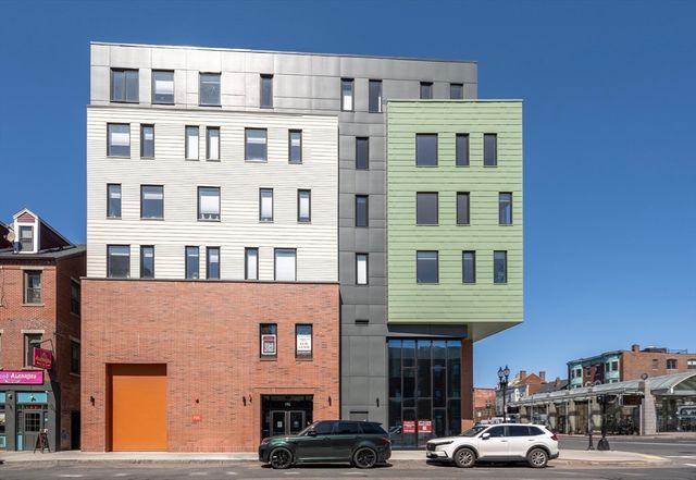 2-10 Maverick Sq 304, Boston, MA 02128