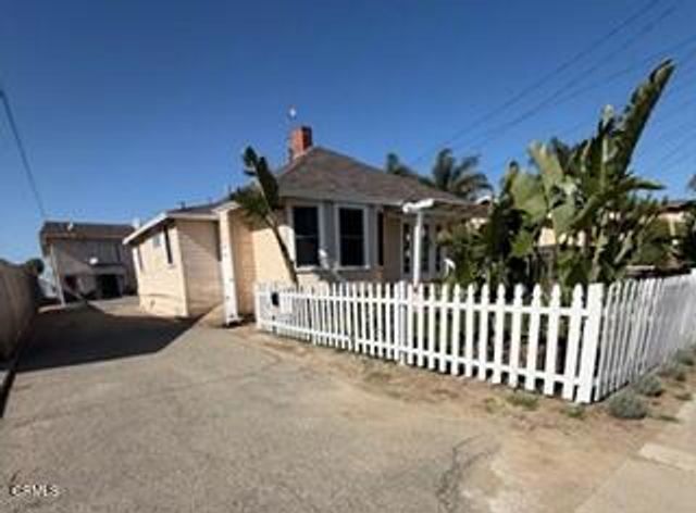 403 S Evergreen Drive, Ventura, CA 93001