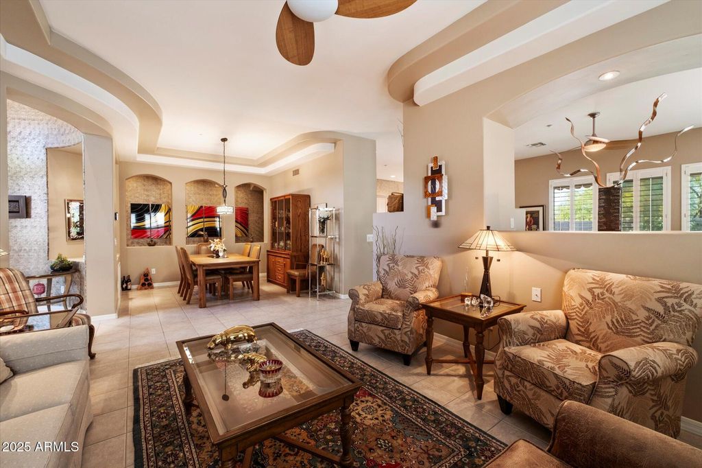 Image 19 of property listing at 7291 E EAGLE FEATHER Road, Scottsdale, AZ 85266