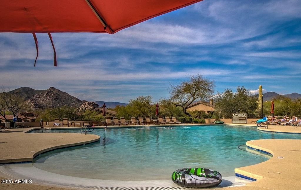 Image 34 of property listing at 7291 E EAGLE FEATHER Road, Scottsdale, AZ 85266