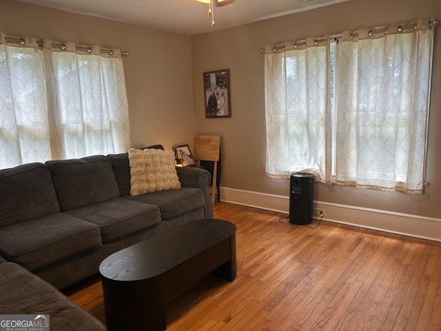 102 W Fairmount Avenue, Cedartown, GA 30125