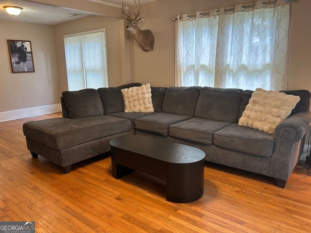 102 W Fairmount Avenue, Cedartown, GA 30125