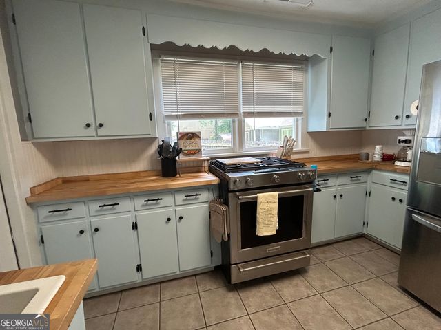 102 W Fairmount Avenue, Cedartown, GA 30125