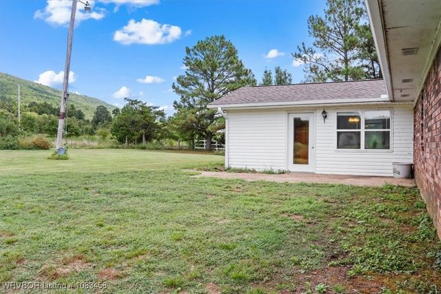 16182 Mountain Way, Heavener, OK 74937