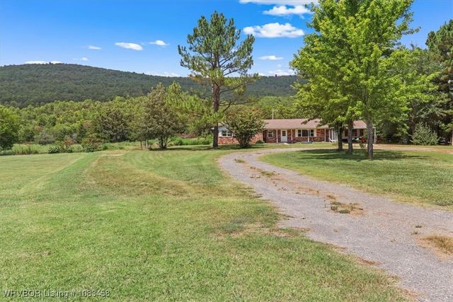 16182 Mountain Way, Heavener, OK 74937