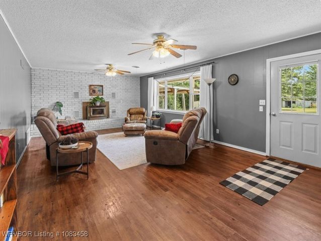 16182 Mountain Way, Heavener, OK 74937