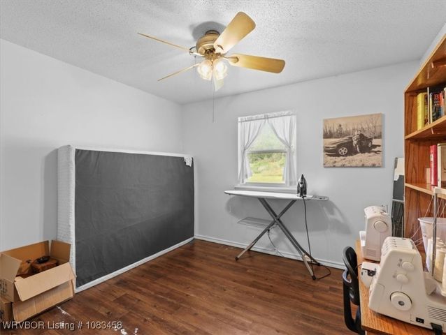 16182 Mountain Way, Heavener, OK 74937