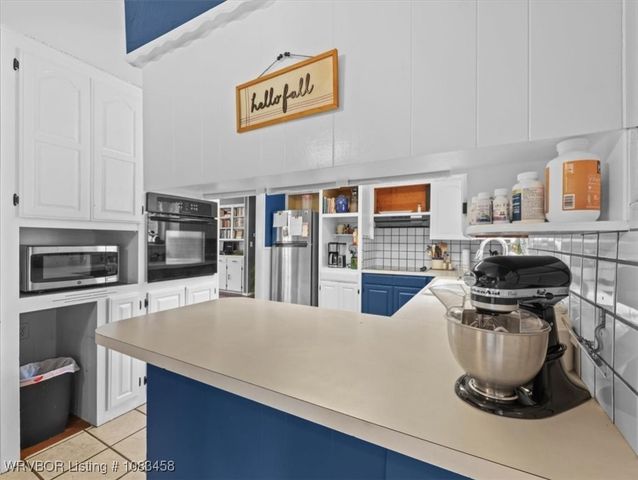 16182 Mountain Way, Heavener, OK 74937