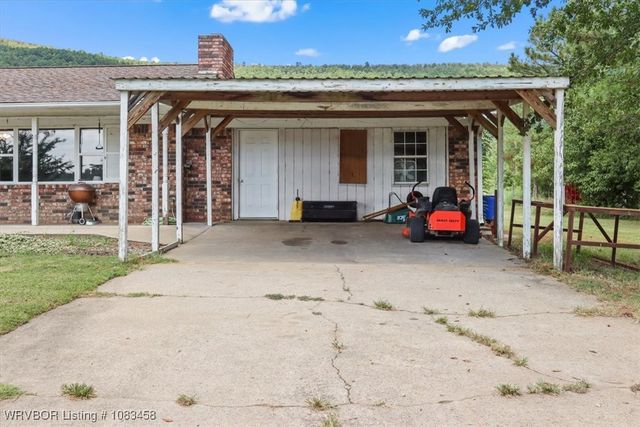 16182 Mountain Way, Heavener, OK 74937