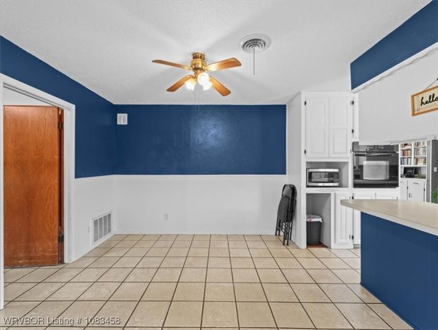 16182 Mountain Way, Heavener, OK 74937