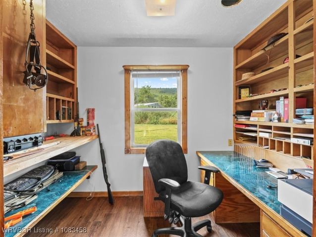 16182 Mountain Way, Heavener, OK 74937