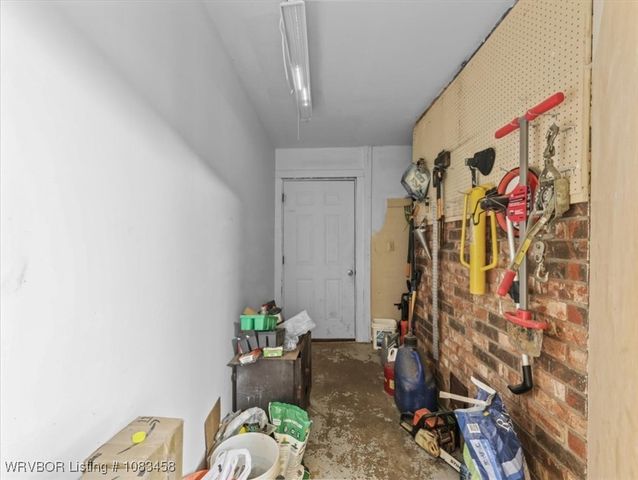 16182 Mountain Way, Heavener, OK 74937