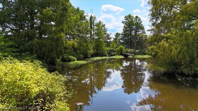 16182 Mountain Way, Heavener, OK 74937