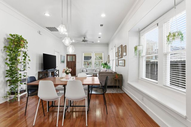 727 E 25th Street, Houston, TX 77008