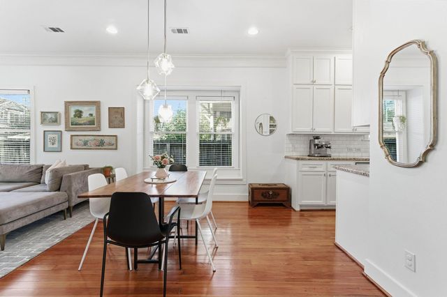 727 E 25th Street, Houston, TX 77008