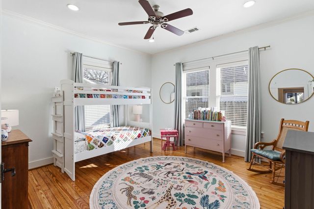 727 E 25th Street, Houston, TX 77008