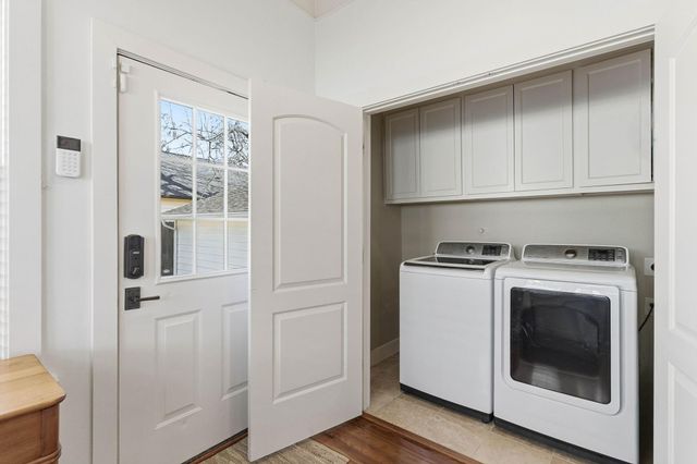 727 E 25th Street, Houston, TX 77008