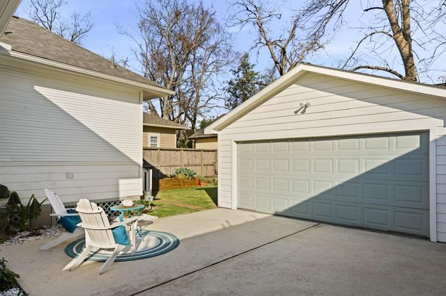 727 E 25th Street, Houston, TX 77008