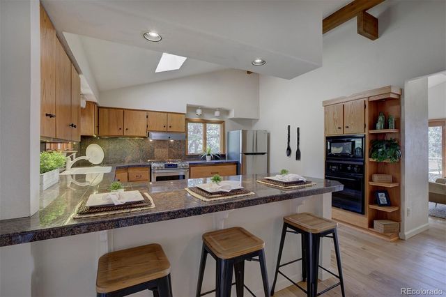 20883 Sky Meadow Lane, Golden, CO 80401