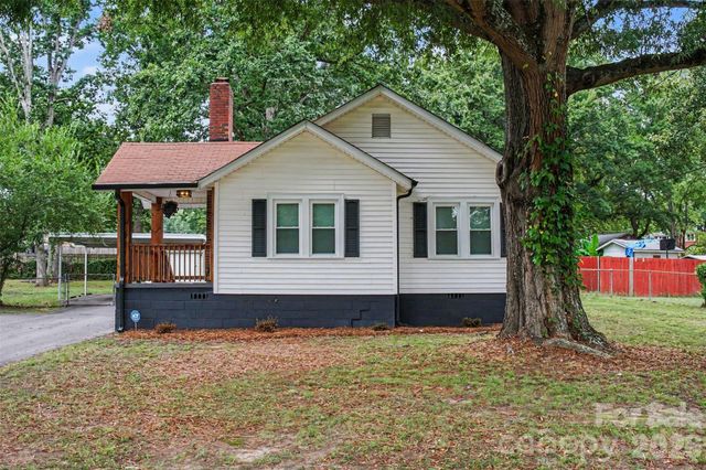 1521 Blackwood Street, Gastonia, NC 28052