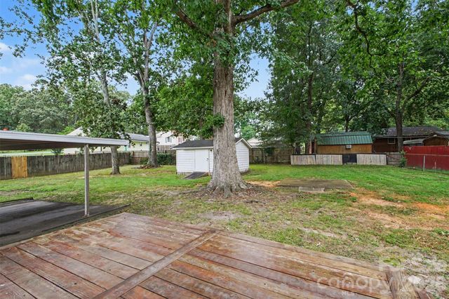 1521 Blackwood Street, Gastonia, NC 28052