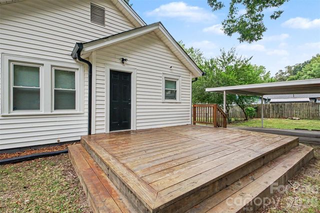 1521 Blackwood Street, Gastonia, NC 28052
