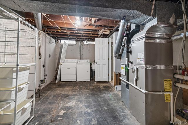 30539 Longfellow Avenue, Madison Heights, MI 48071