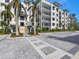 1111 Central AVE 216, Naples, FL 34102