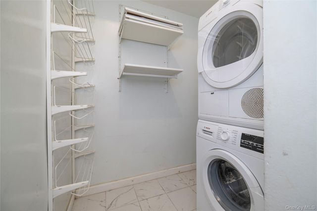 211-35 23 Avenue L1, Bayside, NY 11360