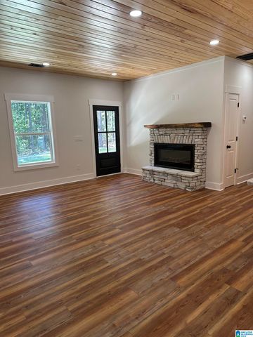 327 COUNTY ROAD 18, Roanoke, AL 36274