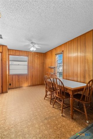 614 Sarah Street, Edna, TX 77957