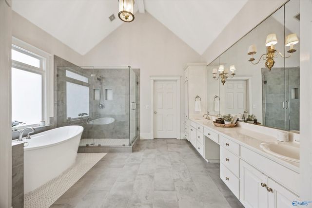 2746 Tammerack Lane SE, Owens Cross Roads, AL 35763