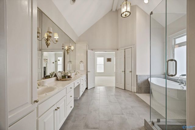 2746 Tammerack Lane SE, Owens Cross Roads, AL 35763