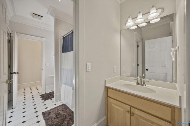 2746 Tammerack Lane SE, Owens Cross Roads, AL 35763