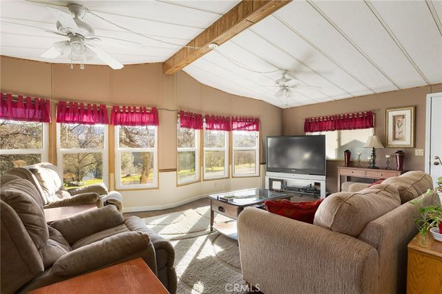 544 Lodgeview Drive, Oroville, CA 95966