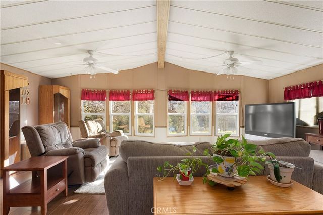 544 Lodgeview Drive, Oroville, CA 95966