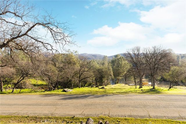 544 Lodgeview Drive, Oroville, CA 95966