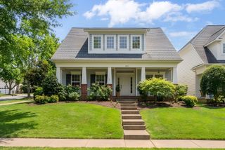 1023 Eden Park Dr, Franklin, TN 37067