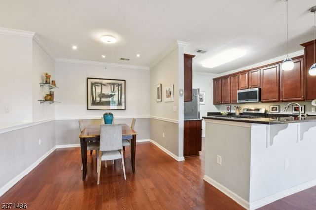 3 Bedrock Ct B3, Woodland Park, NJ 07424