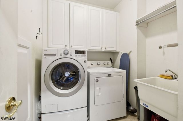3 Bedrock Ct B3, Woodland Park, NJ 07424