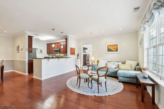 3 Bedrock Ct B3, Woodland Park, NJ 07424