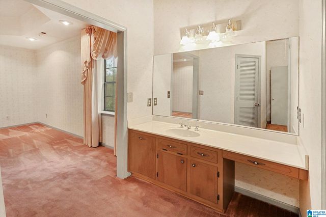 110 FRIENDSHIP CIRCLE, Clanton, AL 35045