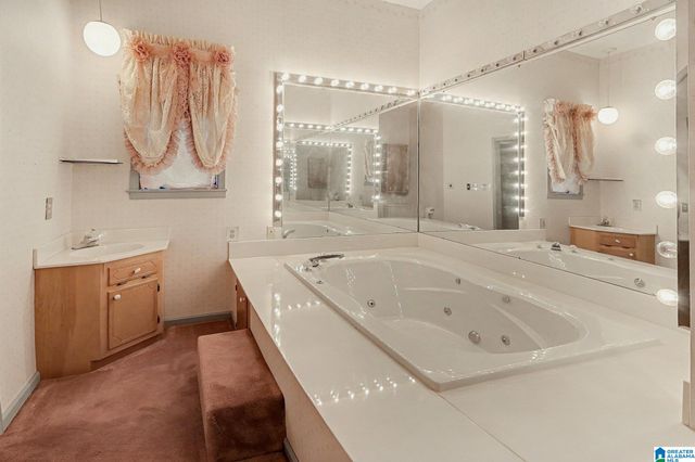 110 FRIENDSHIP CIRCLE, Clanton, AL 35045