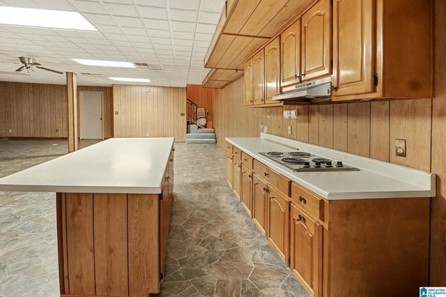 110 FRIENDSHIP CIRCLE, Clanton, AL 35045