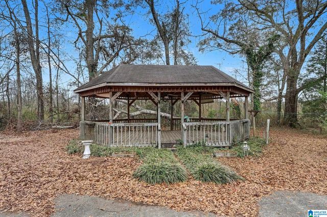 110 FRIENDSHIP CIRCLE, Clanton, AL 35045