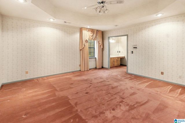 110 FRIENDSHIP CIRCLE, Clanton, AL 35045