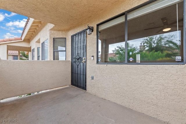 1112 Observation Drive 201, Las Vegas, NV 89128