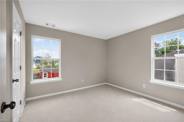 202 Friar CT, Suffolk, VA 23434