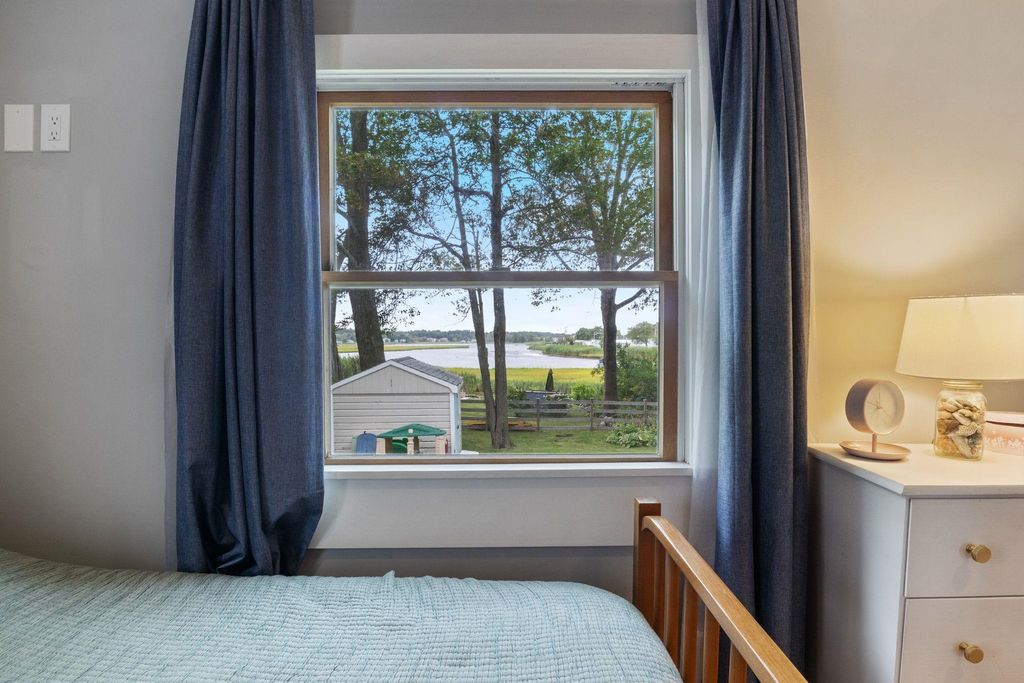 Image 22 of property listing at 24 Walnut Avenue, Hampton, NH 03842