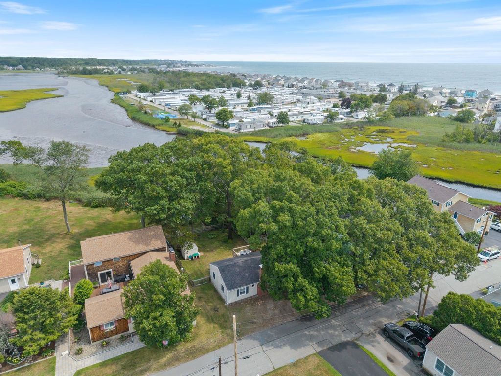 Image 38 of property listing at 24 Walnut Avenue, Hampton, NH 03842